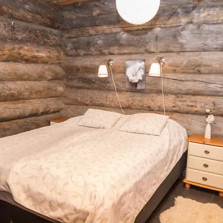 Aurora By Interhome Holiday home Sakkilanvaara